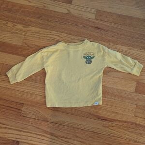 Baby GAP Star Wars Long-Sleeve Tee with Baby Yoda Graphics 12-18mo